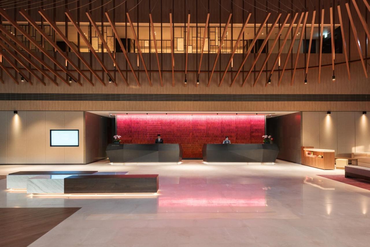 Отель Crowne Plaza Tainan By Ihg Экстерьер фото The lobby of the hotel