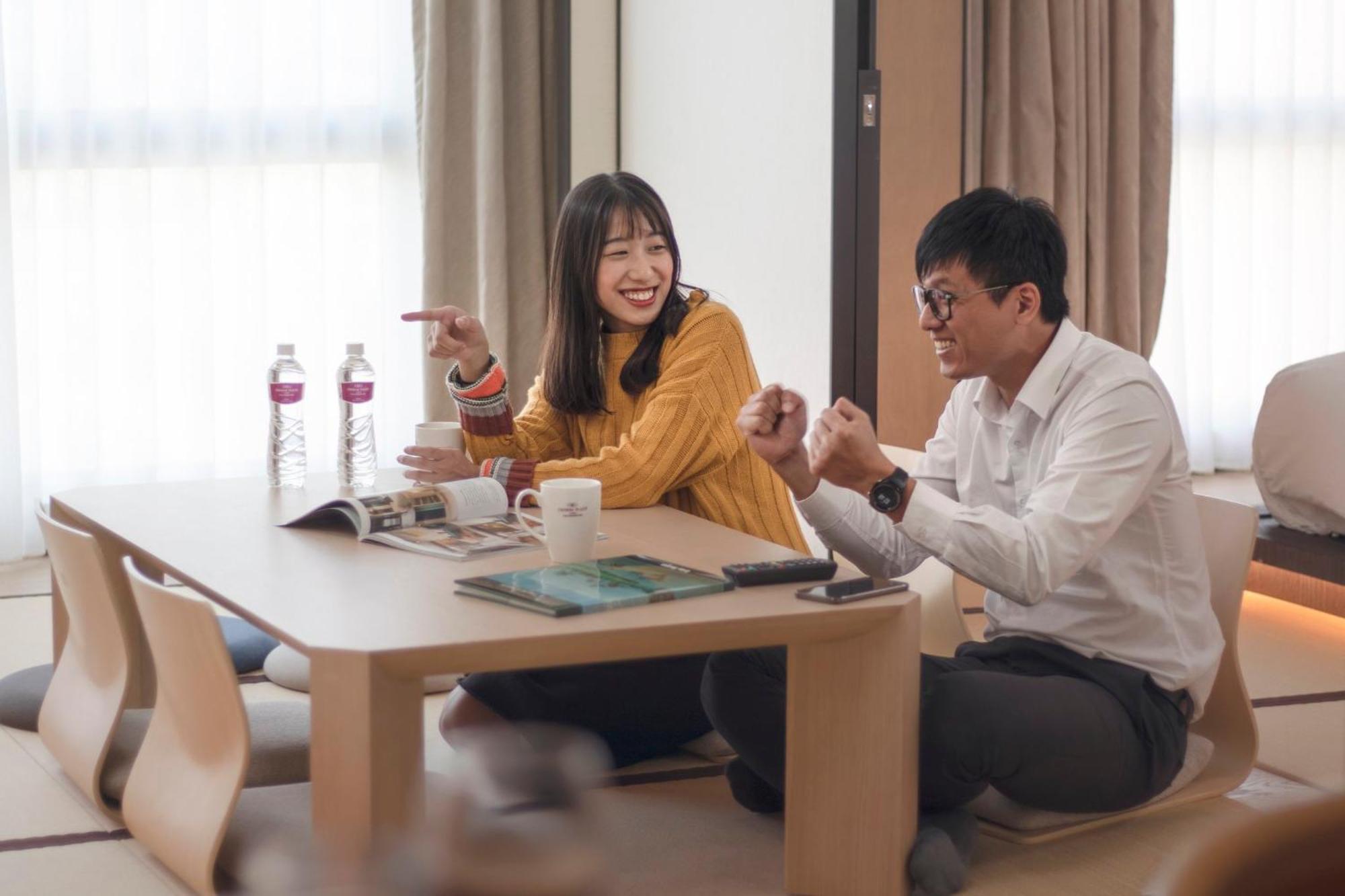 Отель Crowne Plaza Tainan By Ihg Экстерьер фото A meeting at the University of Macau